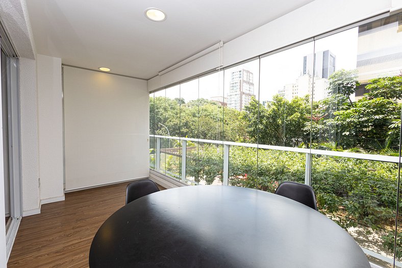 2 Bedrooms | Prox. to Paulista | Balcony