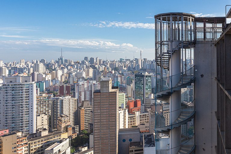 26 andar debruçado sobre SP - Ed. Copan