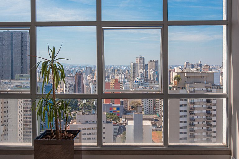 Balcony with view and approx. Avenida Paulista