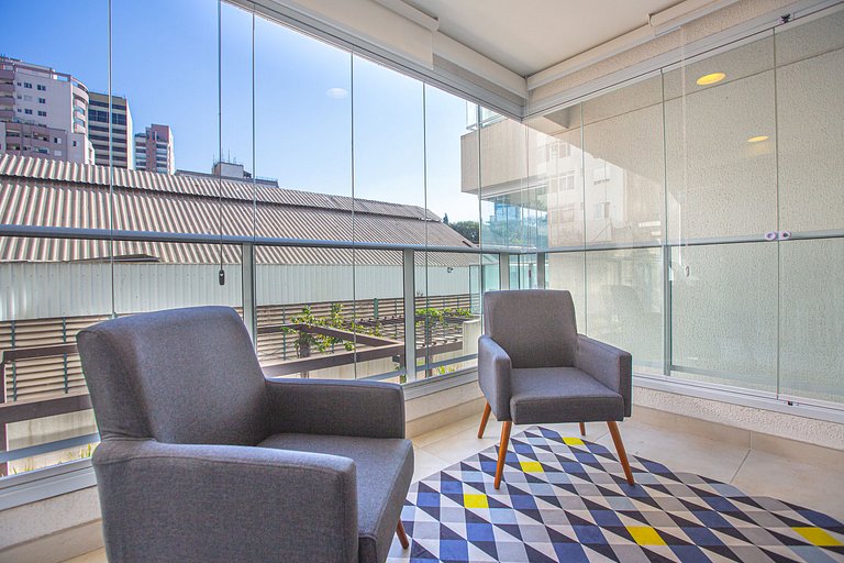 Balcony with view and approx. Avenida Paulista