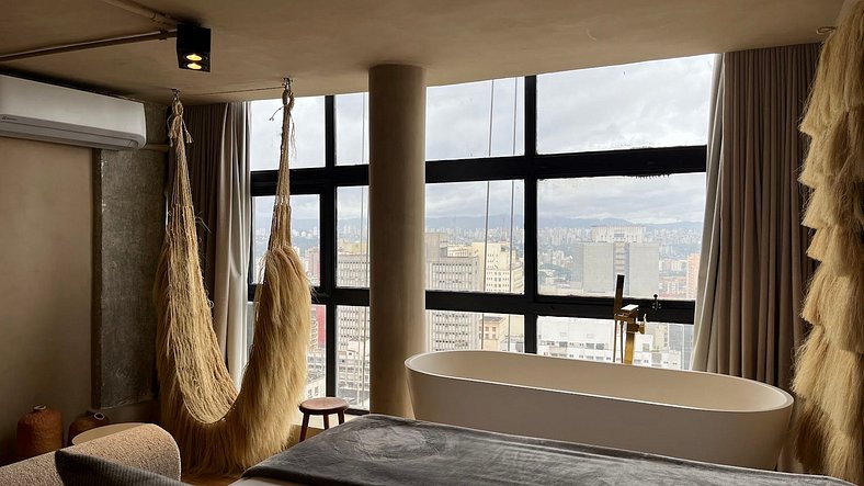 Dune Studio | Bathtub 37th floor