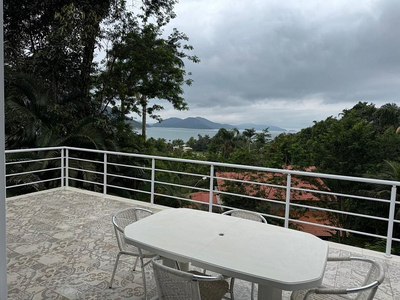 Summer house in Ubatuba