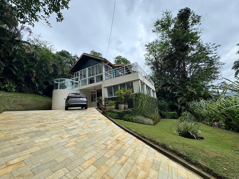 Summer house in Ubatuba