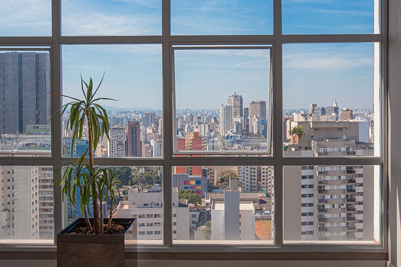 Varanda com vista e prox. a Avenida Paulista