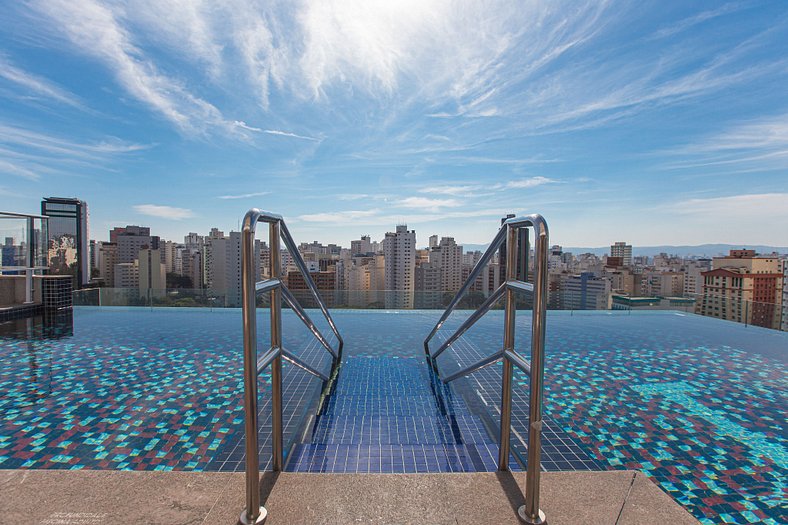 Varanda com vista e prox. a Avenida Paulista