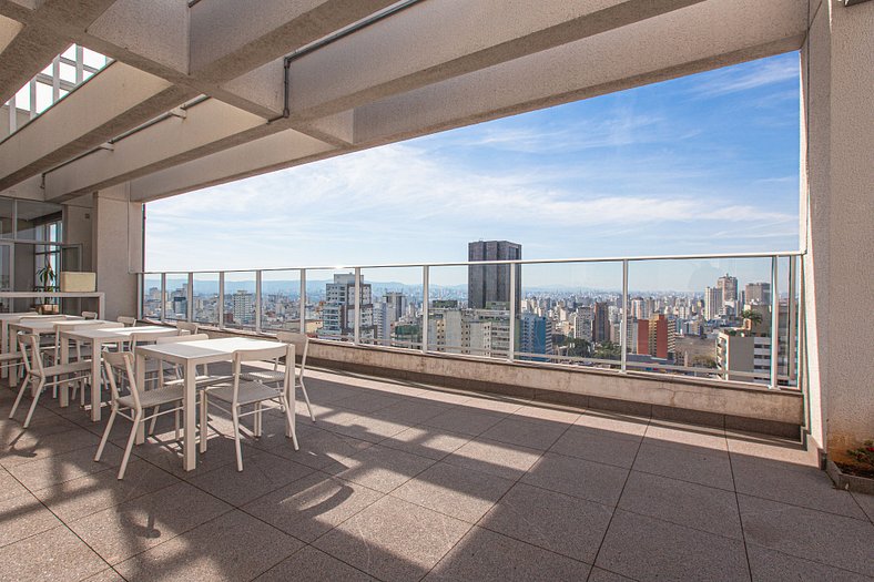 Varanda com vista e prox. a Avenida Paulista